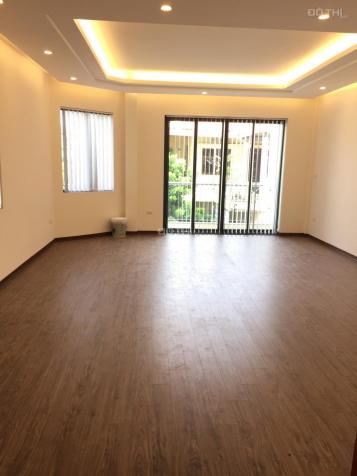 Cho thuê văn phòng Nguyễn Trãi, tòa nhà 7 tầng, cho thuê sàn vp 70 m2/tầng 8591757
