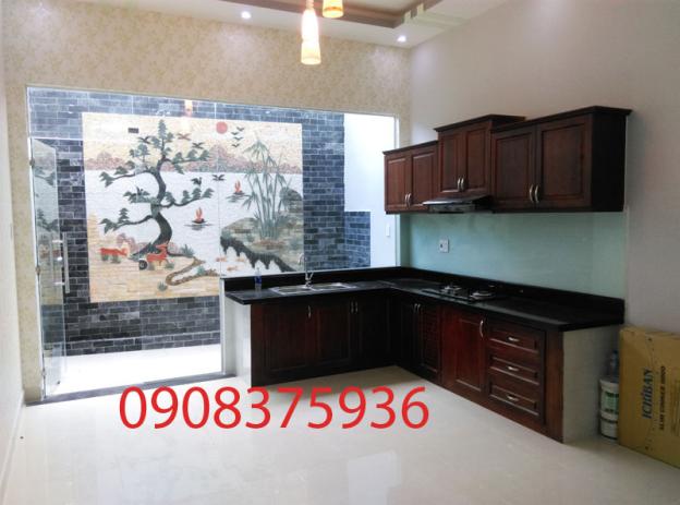 Cần bán nhà 3 lầu đẹp, sân thượng, Nguyễn Thị Thập, Quận 7 8724042