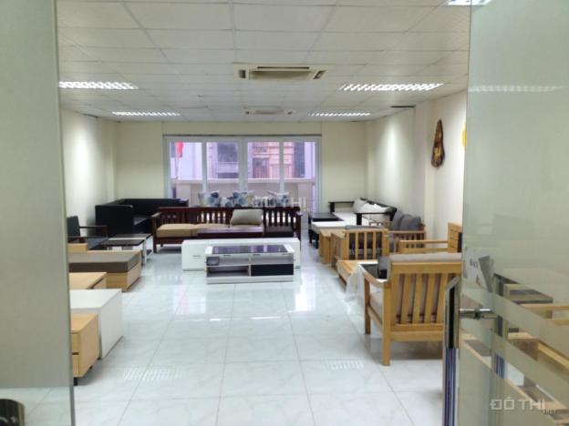 Cho thuê văn phòng Nguyễn Xiển, tòa nhà 8 tầng, còn tầng 3, dt 110 m2/tầng 8668086
