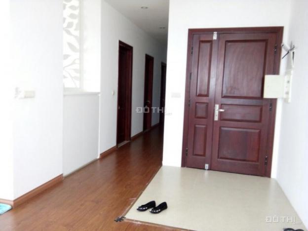 Cho thuê căn hộ 3 phòng ngủ rất đẹp tại UDIC Trung Yên Plaza 8736212