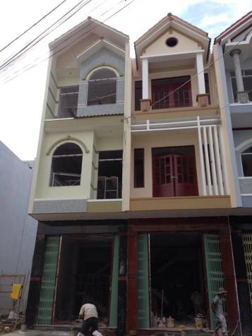 Bán 2 căn mới xây 2 mê nguyên, mặt tiền Nguyễn Xuân Nhĩ 8878508