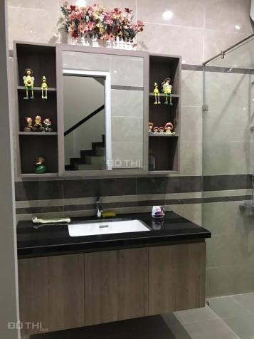 Bán nhà khu đô thị VSIP với dt 100m2, sổ hồng chính chủ, với đầy đủ tiện ích 8745760