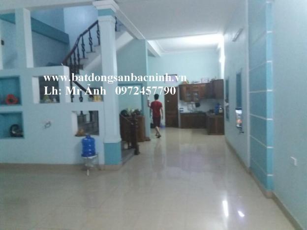 Cho thuê nhà 3 tầng đường Nguyễn Giản Thanh, Suối Hoa, TP. Bắc Ninh 8805238