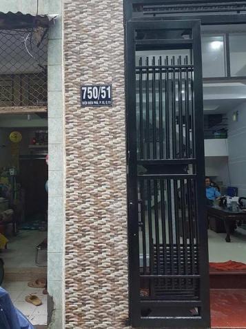 Cho thuê nhà trọ, phòng trọ tại đường Điện Biên Phủ, Phường 10, Q10, TP. HCM. DT 20m2, giá 4 tr/th 8803369