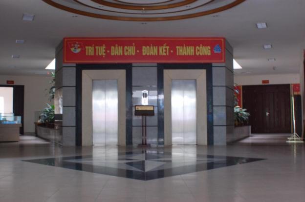 Cho thuê văn phòng, mặt bằng cực đẹp từ 30m2 đến 400m2 ở Lê Trọng Tấn gần Tôn Thất Tùng 8895490