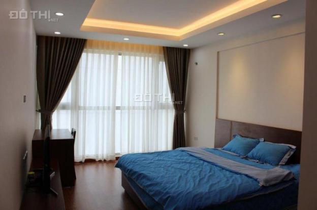 Cho thuê căn hộ chung cư N05 Trần Duy Hưng, 3 phòng ngủ, đủ đồ, 18 tr/th. 0936388680 8821650