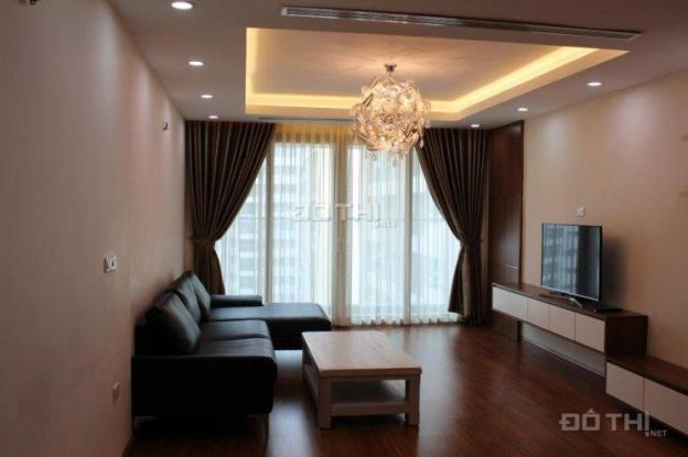 Cho thuê căn hộ chung cư N05 Trần Duy Hưng, 3 phòng ngủ, đủ đồ, 18 tr/th. 0936388680 8821650
