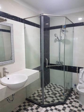 Bán nhà ngõ 91 Nguyễn Chí Thanh, Đống Đa, 40m2, 4 tầng cực đẹp, ô tô vào nhà, giá 7,2 tỷ 8957010