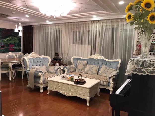 Cho thuê căn hộ 71 Nguyễn Chí Thanh 3 PN, đủ đồ giá 18.9 tr/th, LH 012.999.067.62 8992994