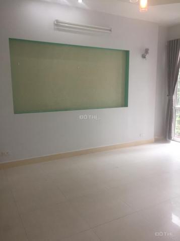 Cho thuê nhà riêng ngõ 285 Khuất Duy Tiến, ngay ngã tư Trần Duy Hưng, 60 m2 x 5 tầng 8882569