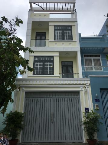 Cần bán gấp nhà DT 5x19m, thông 3 hẻm Đường Nguyễn Văn Linh, Quận 7. Giá bán 5,5 tỷ 9094930
