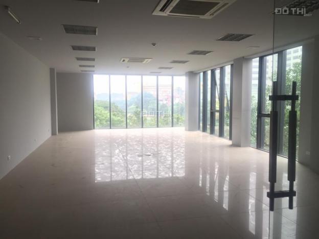 Cho thuê sàn VP giá cả phải chăng 90m2 tại phố Chùa Láng cạnh trường ngoại giao. LH 01669118666 9049285