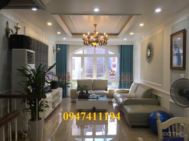 Bán liền kề cao cấp, kiến trúc đẹp Ngô Thì Nhậm, Hà Đông (50m2 * 5T), 5.8 tỷ, 0947411194 9079196