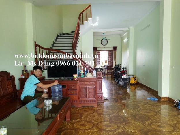 Cho thuê nhà 3 tầng tại đường Quốc tế Kinh Bắc, TP. Bắc Ninh 9191543
