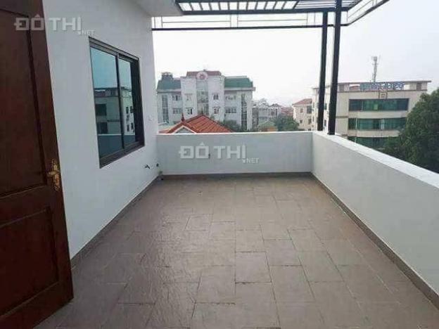 Bán nhà ngõ 126 Hoàng Văn Thái 55m2, 7 tầng thang máy  ô tô vào nhà 9203746