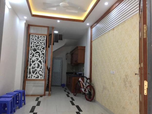 Bán nhà ngõ 255 Lĩnh Nam, 5 tầng, 32m2, giá 2.15 tỷ 9874595