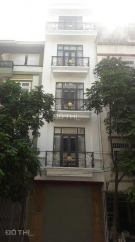 Chính chủ bán nhà phố Ngô Thì Nhậm, DT 50m2 (5 tầng), giá 5.5 tỷ. LH 0988192058 9482022