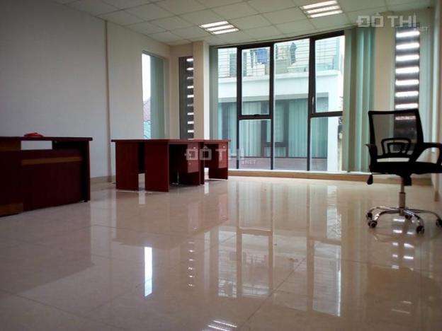 Cho thuê văn phòng 120m2 khu phố Thái Hà, Tây Sơn, Láng Hạ, quận Đống Đa 9601924