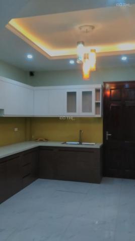 Bán nhà Thanh Xuân cạnh bệnh viện ĐH Hà Nội, S= 40m2 x 4 tầng, giá 4.05 tỷ. Lh 0975100988 9628028