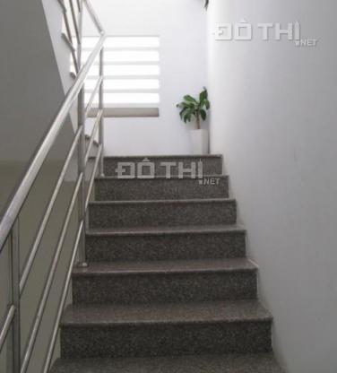 Bán nhà Hoàng Quốc Việt, 53m2 x 4 tầng, MT 4.5m, ô tô đỗ ngày đêm, 7 tỷ 9676944