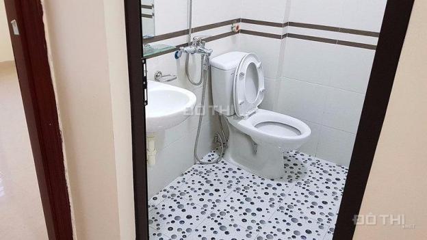 Nhà 2.1 tỷ phố Ngô Thì Sỹ - Vạn Phúc (gần bưu điện Hà Đông)-(40m2*4pn), về ở ngay. 0988352149 9687244