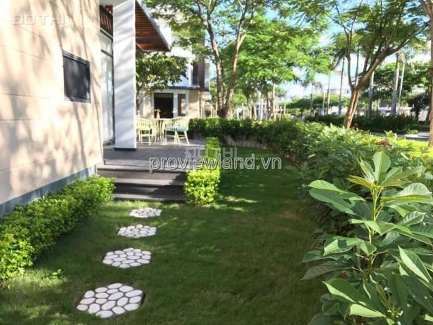 Bán biệt Lucasta, Quận 9, 1 trệt, 2 lầu, 4 phòng ngủ, 2 kho. DTSD 350m2 10871748