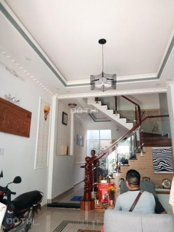 Bán nhà 3 lầu đường Huỳnh Tấn Phát, phường Phú Thuận, Quận 7 (Hẻm 1333) 10964563