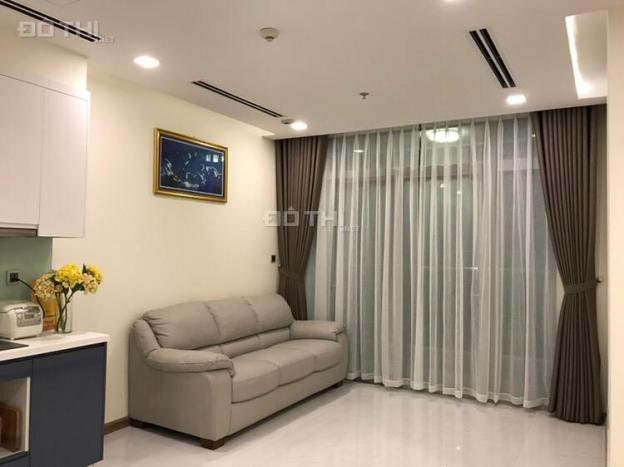 Cho thuê gấp căn hộ Vinhomes Central Park, 2PN nội thất cơ bản Giá chỉ 16tr/tháng 10985740