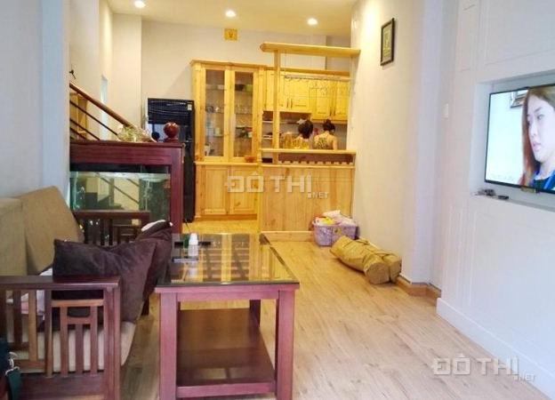 Bán nhà hẻm 3.5m Thành Thái, Phường 14, Quận 10. DT: 3.2m x 5m, giá: 2 tỷ 11042838