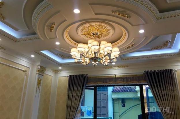 Bán biệt thự Cầu Giấy diện tích 140m2, mặt tiền 7m có gara ô tô, giá 17.9 tỷ 11089247