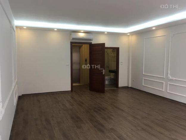 Bán biệt thự Cầu Giấy 140m2, mặt tiền 7m có gara ô tô, giá 17.9 tỷ 11095054