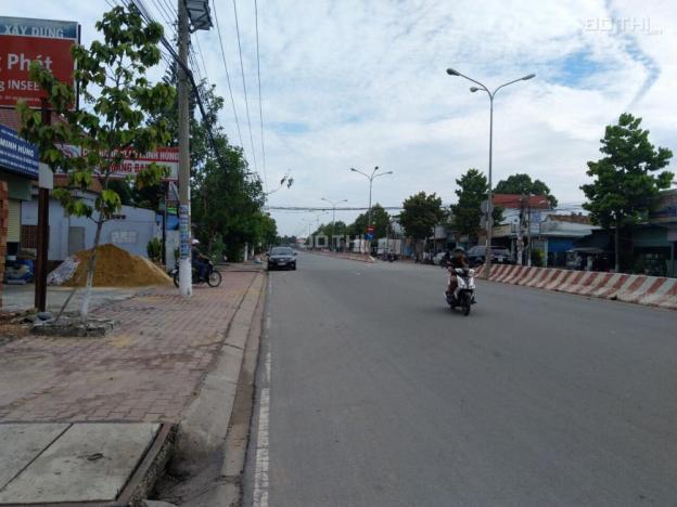 Chính chủ bán mặt tiền Nguyễn Thị Minh Khai, kinh doanh buôn bán vạn ngành nghề, đường nhựa thông 11138632