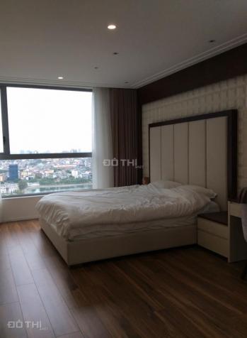 Bán căn hộ cao cấp chung cư Vinhomes Nguyễn Chí Thanh, căn góc 138m2, 3PN, sổ đỏ CC. LH: 0936031229 11154710