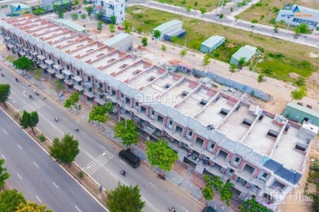 Shophouse Lakeside Infinity - Nhà phố kinh doanh 3 tầng phong cách Tân cổ điển 11157337