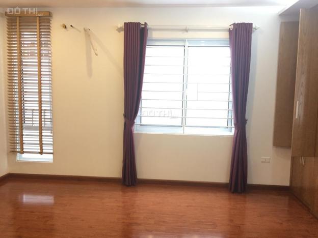 Bán nhà rẻ hơn chung cư, nhà đẹp, Lạc Long Quân, MT 5m, DT 32m2, giá 2.4 tỷ 11206412