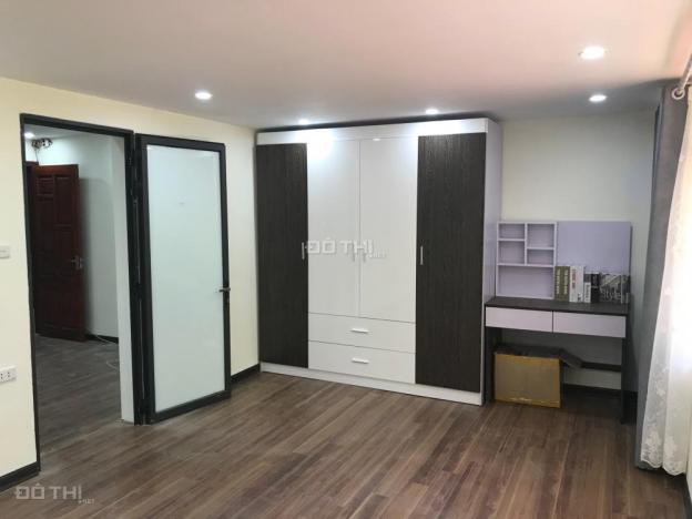 Bán nhà căn hộ 65m2, 2PN TT B3 Nghĩa Tân, Cầu Giấy. Nhà đã sửa đẹp, ôtô đỗ cầu thang. 1,6 tỷ 11284092