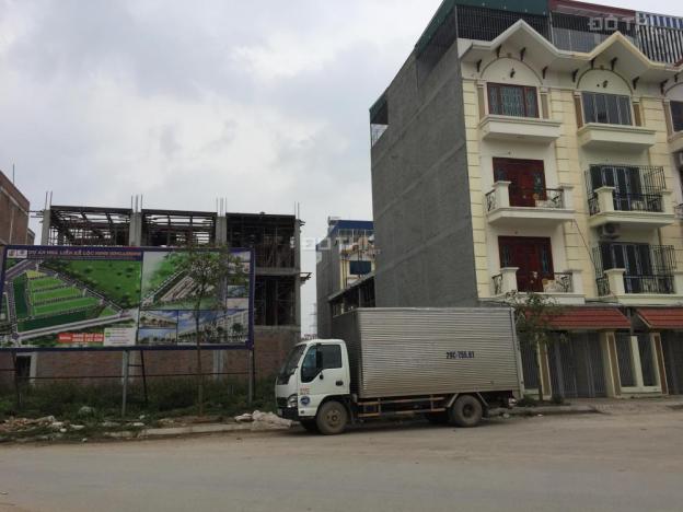 Nhà đã có sổ, 5 tầng diện tích 67,5m Lộc Ninh, Chúc Sơn, Chương Mỹ, cần tiền bán gấp. LH 036869958 11323923