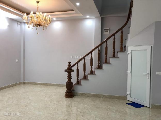 Bán nhà nhỉnh 3 tỷ xây mới phố Lãng Yên, Bạch Đằng, 60m2 có sân riêng, cách phố 50m 11736228