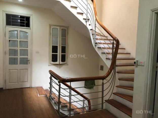 Bán nhà Chùa Láng, Đống Đa. DT 70m2 x 5T, MT 5m, mặt ngõ 2,5m thông tiện ở, KD nhỏ, giá 6,2 tỷ 11802637