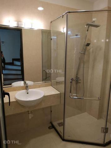 Bán nhà đẹp đường La Thành, 5 tầng, DT 30m2, chỉ 3tỷ9 11833405