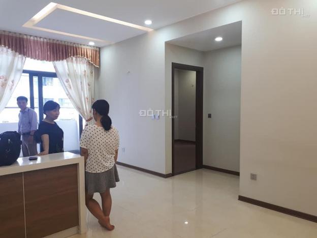 Cho thuê căn hộ tại Tràng An Complex, Cầu Giấy, diện tích 100m2, 2PN, đồ cơ bản, giá 12 triệu/tháng 11863306
