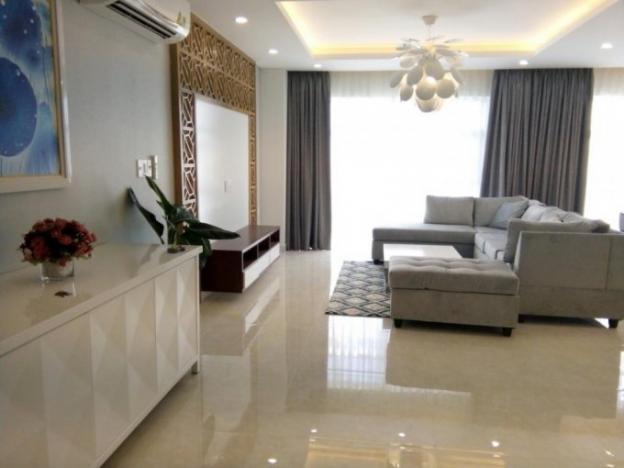 Cho thuê căn hộ chung cư Saigon Pearl, quận Bình Thạnh, 3 phòng ngủ, nội thất châu Âu, giá 26 tr/th 12488203