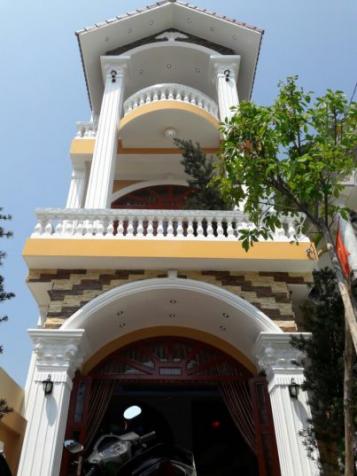 Bán nhà mặt tiền Nguyễn Duy Trinh, quận 2 12414219