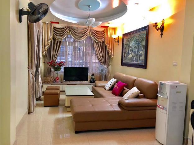 Bán nhà phố Láng Thượng, Đống Đa, 63m2, 5T, ô tô đỗ 20m, giá 4.4 tỷ. LH: 0988964342 11960498