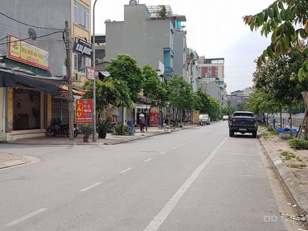 Bán đất mặt phố Thanh Xuân, 78m2, ô tô tránh, KD sầm uất, view hồ 11957372