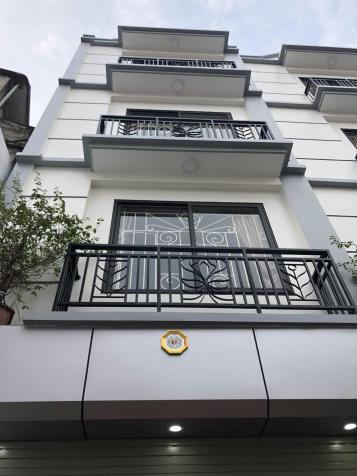 Bán nhà mặt ngõ phố Yên Bái 2, DT 75m2 x 5 tầng có thang máy ô tô vào nhà, giá 11,5 tỷ 12073221