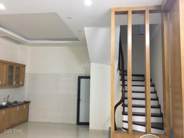 Bán nhà đường Võ Chí Công, Tây Hồ, DT 40m2 sổ đỏ, chính chủ 12033405