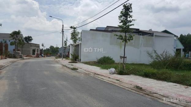 Bán đất ngay gần chợ Tân Biên, đường Nguyễn Ái Quốc, 5x20m, giá 650 triệu (Sổ đỏ TC). LH 0949368228 12065403