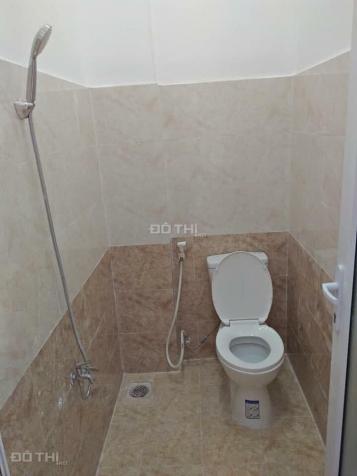 Bán dãy nhà 1 trệt, 1 lầu, 2pn, 2wc, mới 100%, SH riêng, ngay chợ Bình Chánh, 0393226040 A.Tùng 12089042