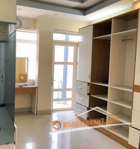 Bán nhà 2 lầu ST, HXH đường Trần Văn Khánh, P. Tân Thuận Đông, Q7 12326933